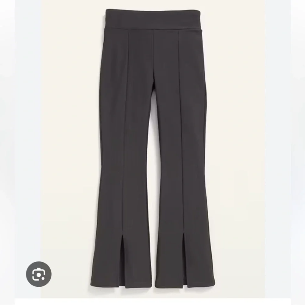 OLD NAVY High-Waisted PowerSoft Flared Split-Hem Performance Leggings Girls 10